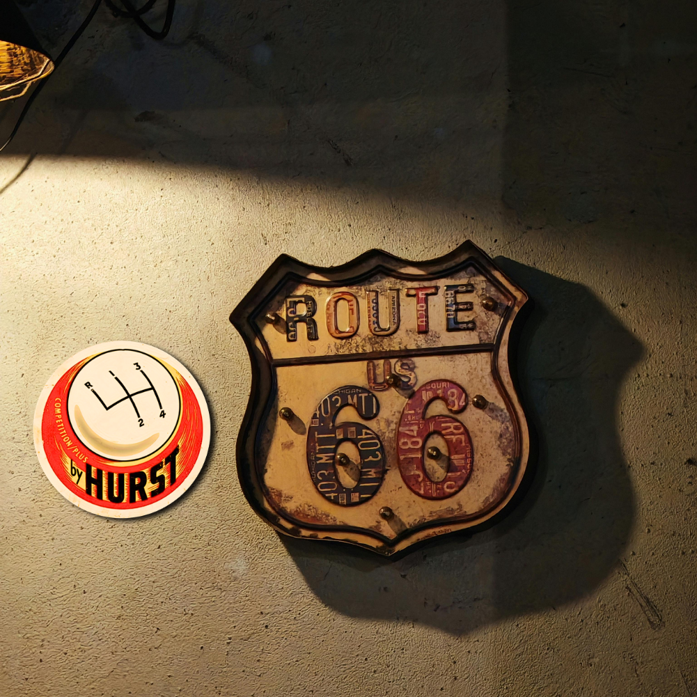 Hurst Competition Plus Round Metal Sign – Shift Pattern