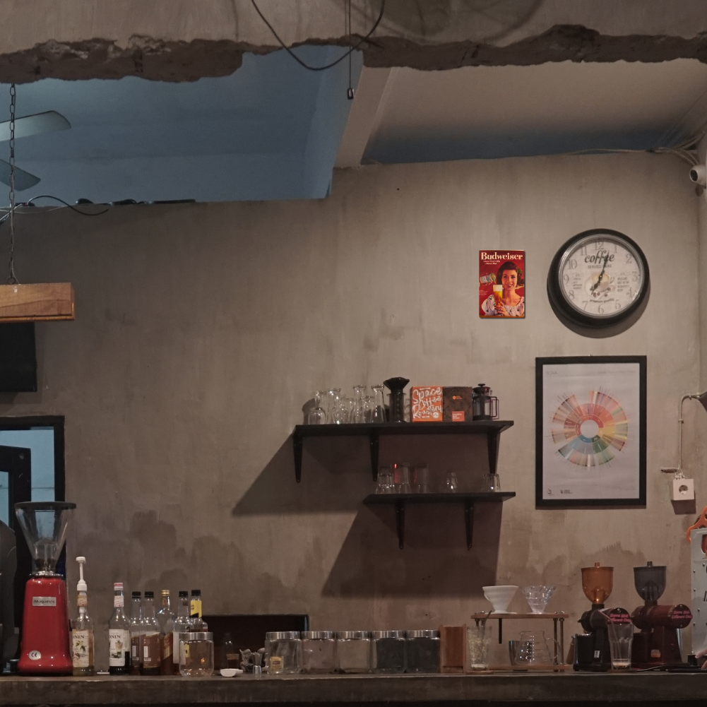 Budweiser “Where There’s Life” Shamrock Vintage Sign