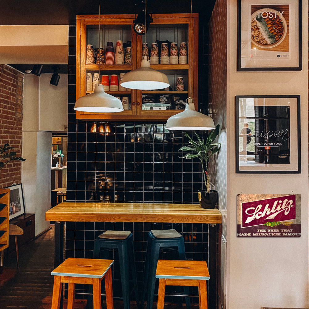 Schlitz Beer Vintage Metal Sign – Milwaukee Famous