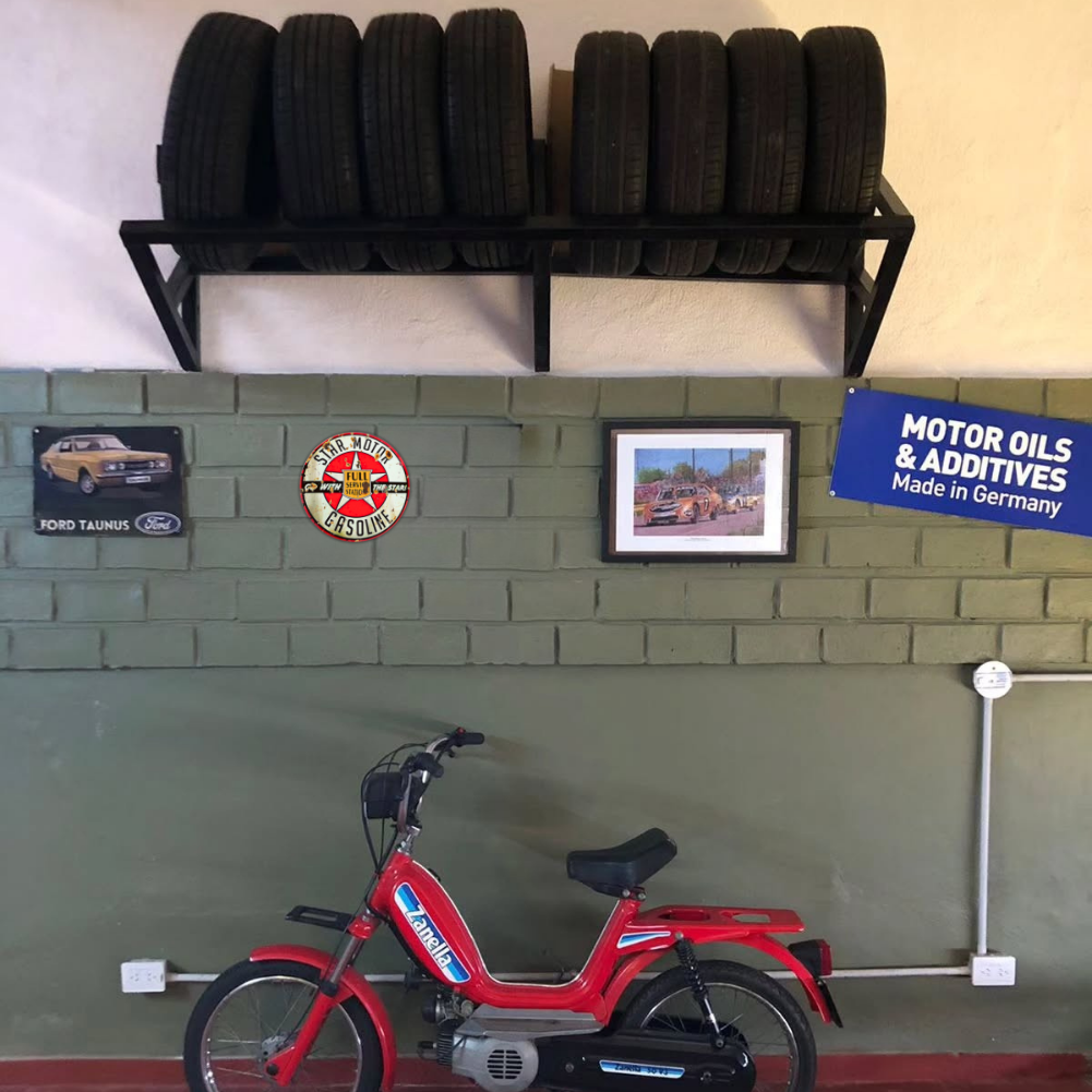 Star Motor Gasoline Round Metal Sign