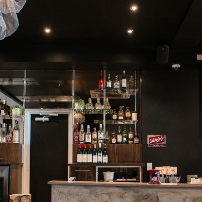 Schlitz Beer Vintage Metal Sign – Milwaukee Famous