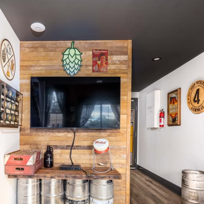 Budweiser “Where There’s Life” Shamrock Vintage Sign